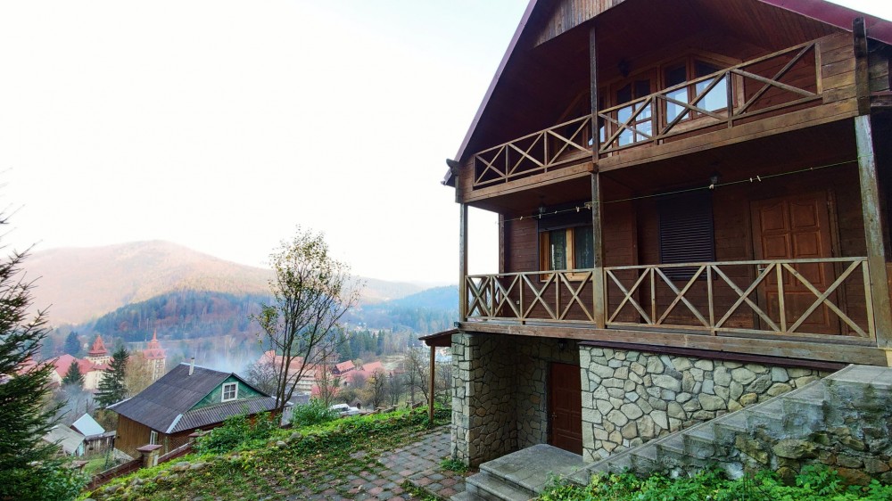 Наш коттедж на несколько дней в Яремче.